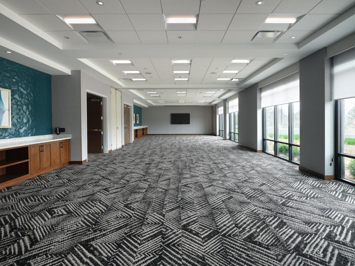 The Forester, A Hyatt Place Hotel Lake Forest Bagian luar foto