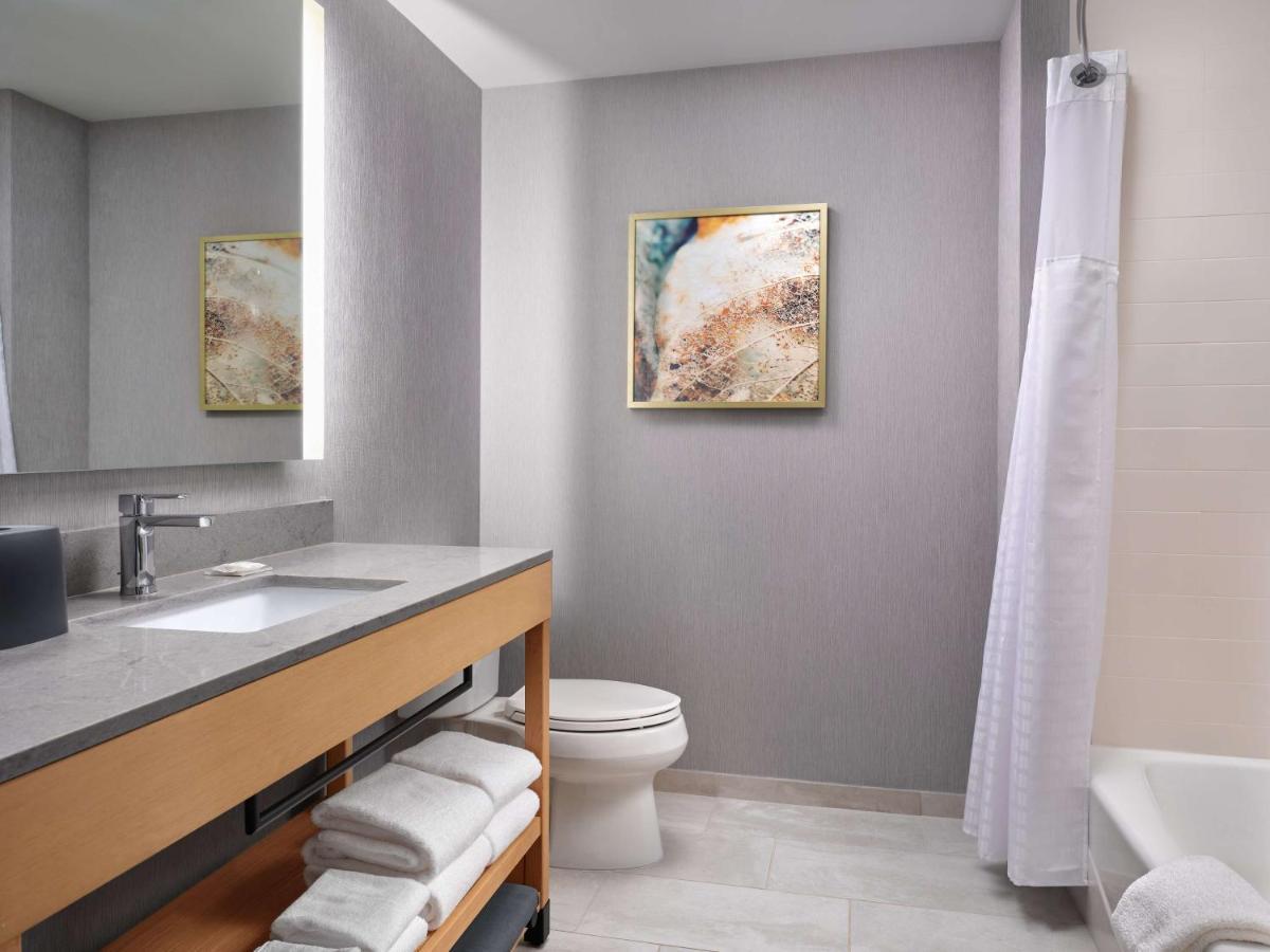The Forester, A Hyatt Place Hotel Lake Forest Bagian luar foto